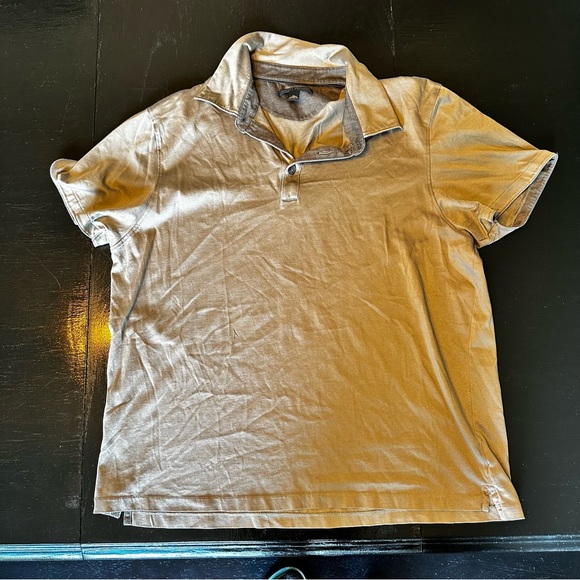 Banana Republic Large Short Brown Polo Buttons Dressy Business Soft - Picture 1 of 5